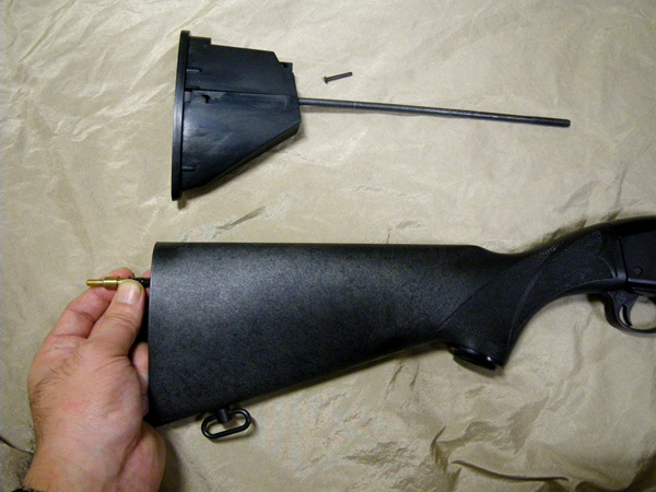 マルゼンM870 ガスチューブの収容方法: ショットガン・スリンガー